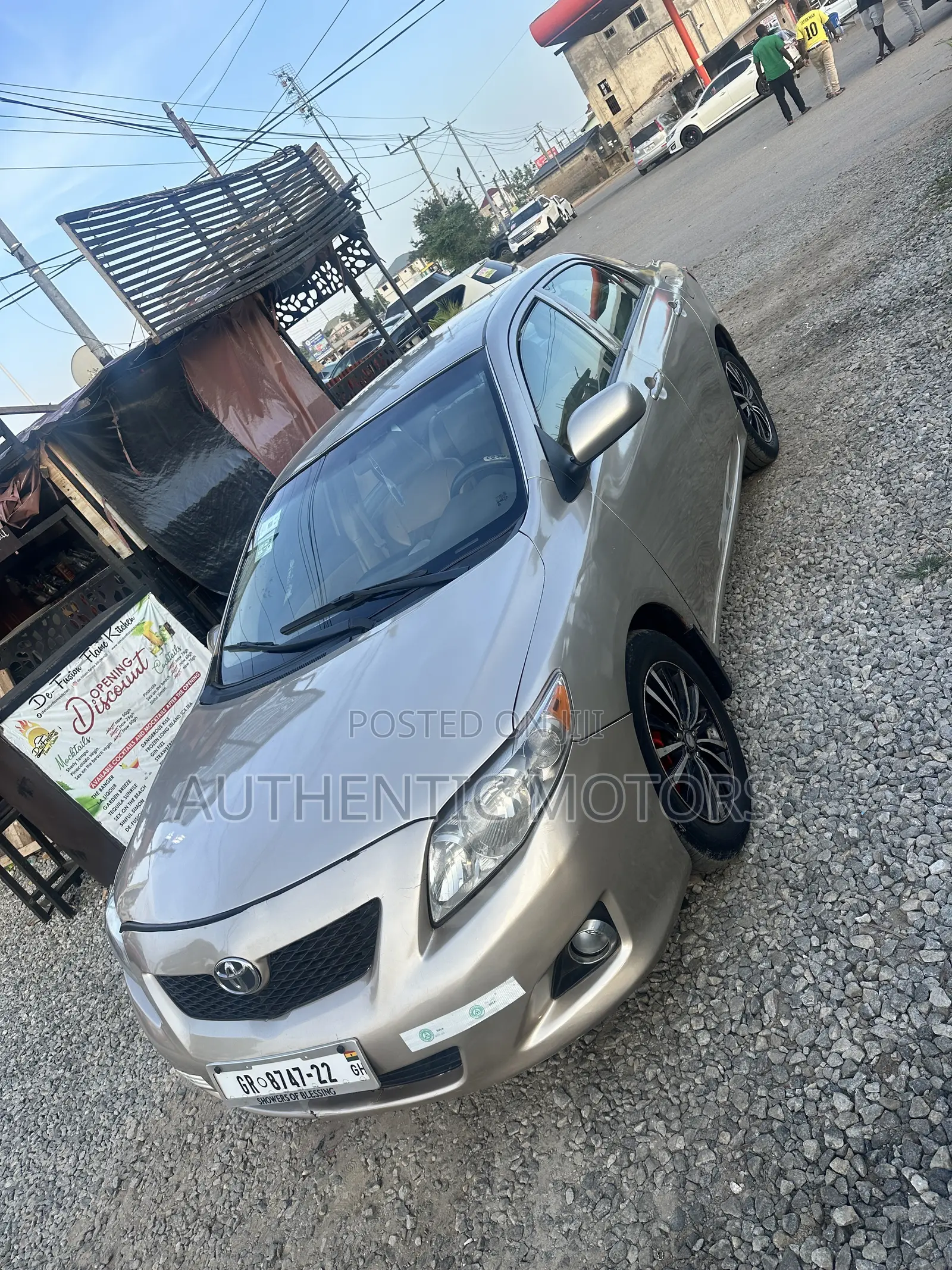 Toyota Corolla 2010 Gold