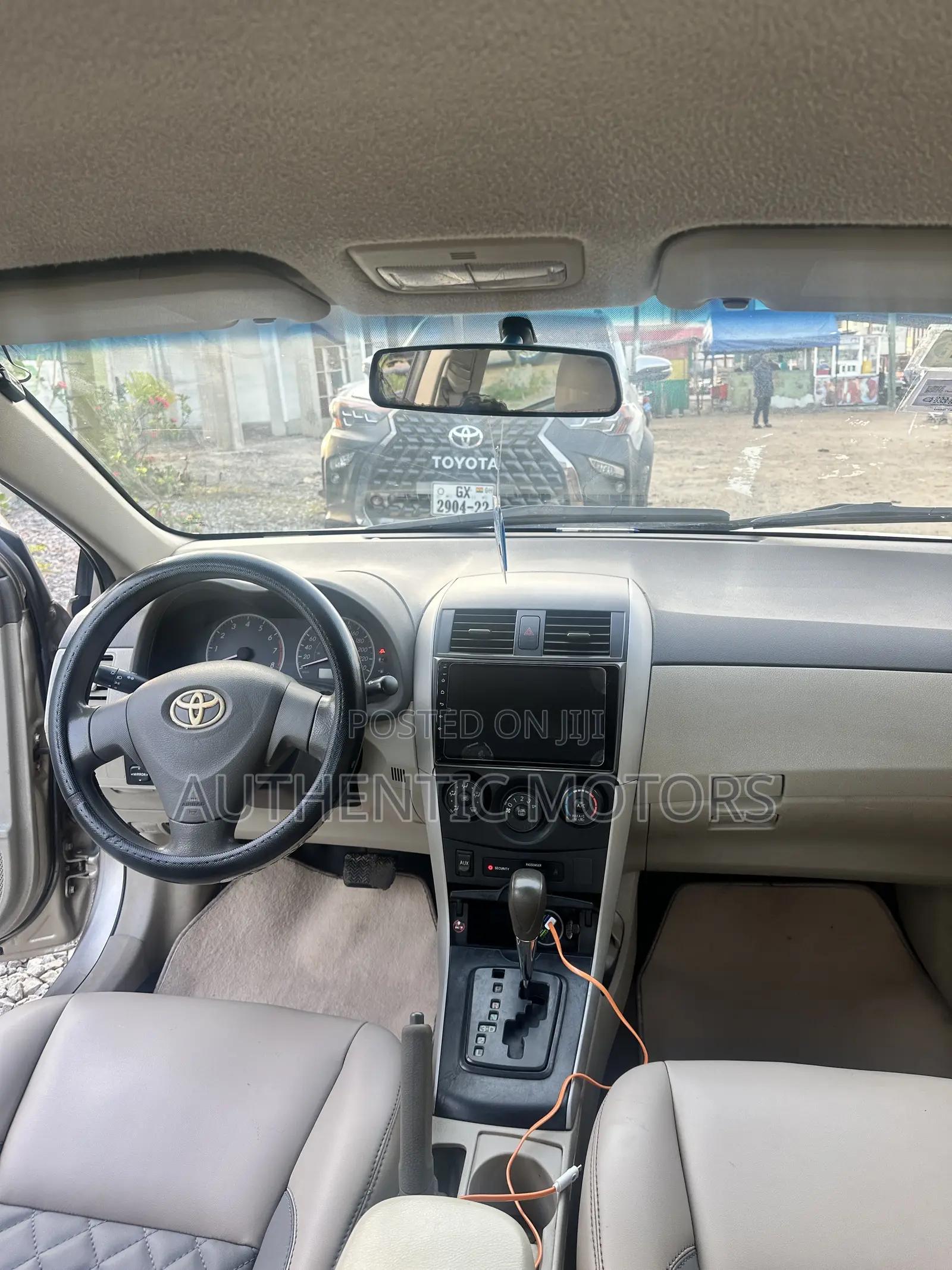 Toyota Corolla 2010 Gold