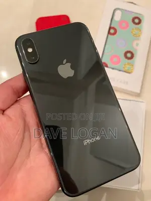 Apple iPhone XS 64 GB Black
