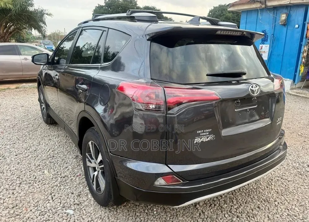 Toyota RAV4 2017 Gray