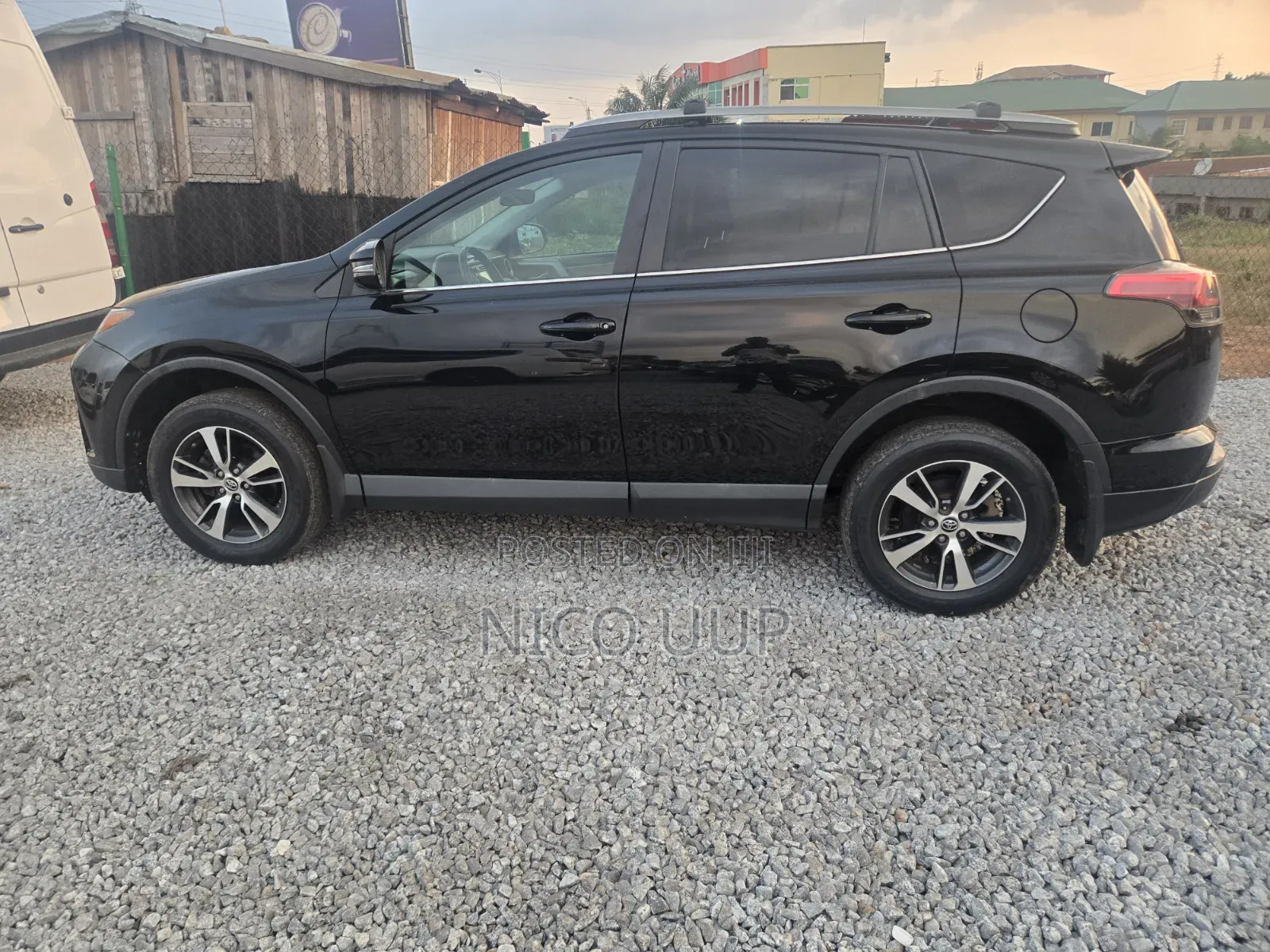 Toyota RAV4 2018 Black