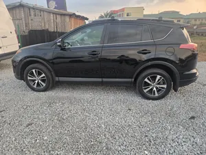 Toyota RAV4 2018 Black