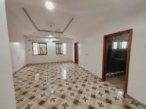 3bdrm Apartment in Bruce Villa, Frafraha for rent