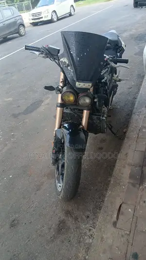 Honda CB 2023 Black