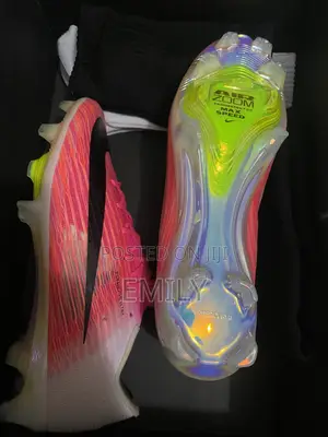 Nike Mercurial Super Fly 11 + Free Tape