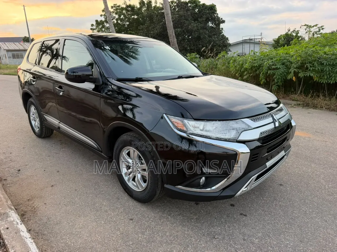 Mitsubishi Outlander ES FWD 2020 Black