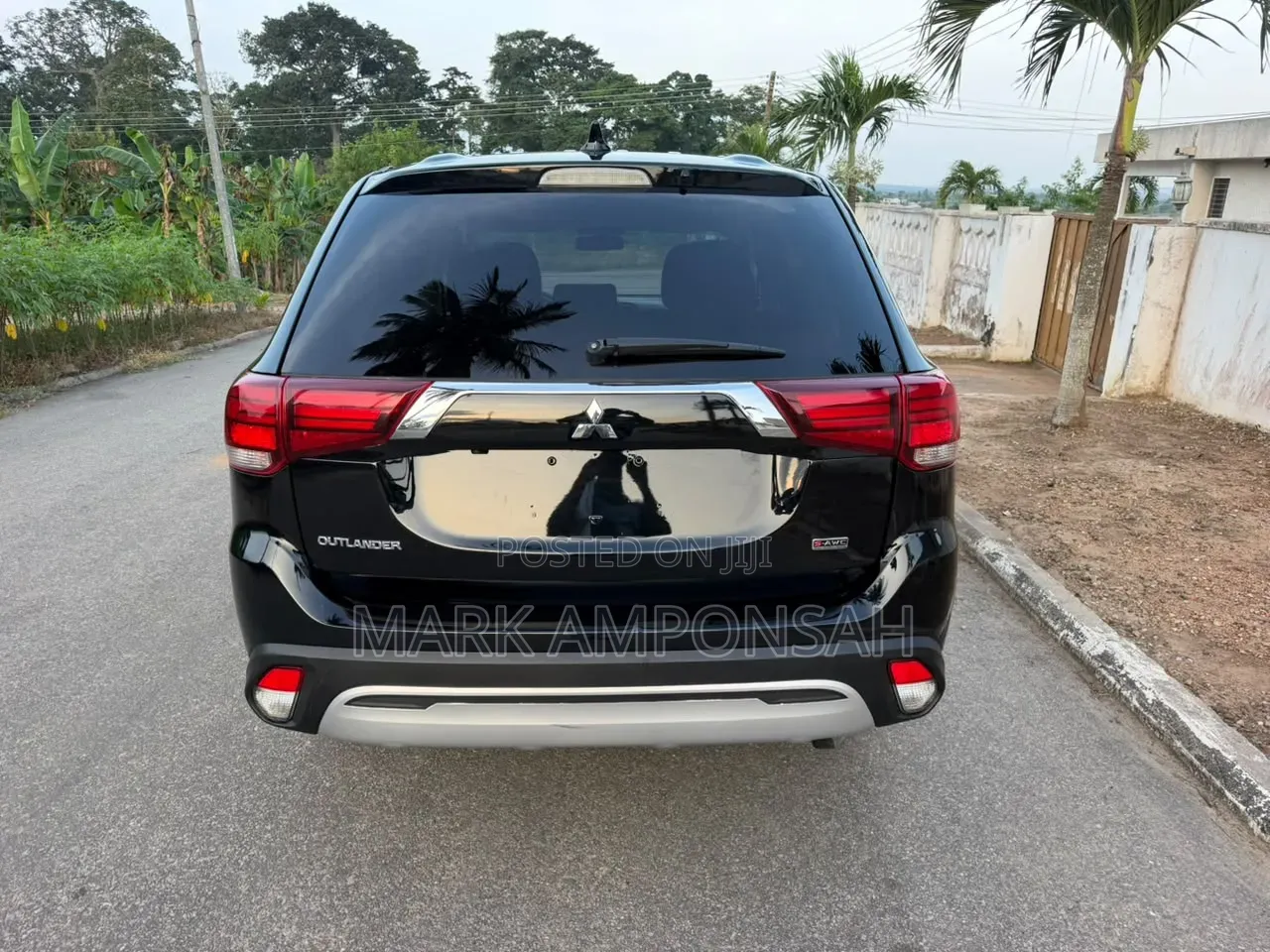 Mitsubishi Outlander ES FWD 2020 Black