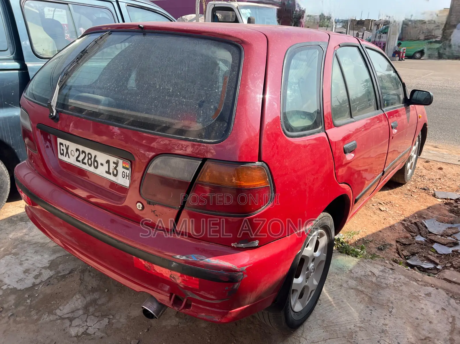 Nissan Almera Tino 2002 Red