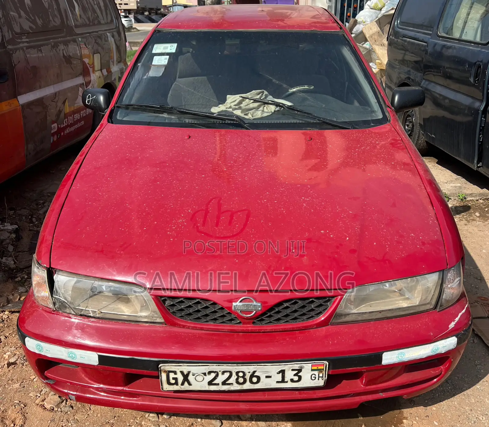 Nissan Almera Tino 2002 Red