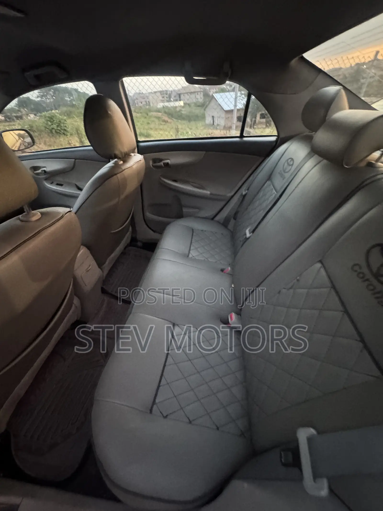 Toyota Corolla LE 4dr Sedan (1.8L 4cyl 4A) 2013 Blue