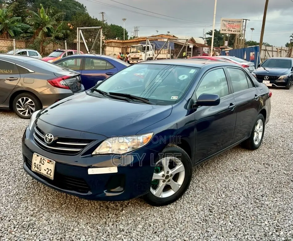 Toyota Corolla 2013 Blue
