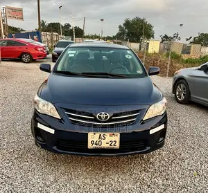 Toyota Corolla 2013 Blue