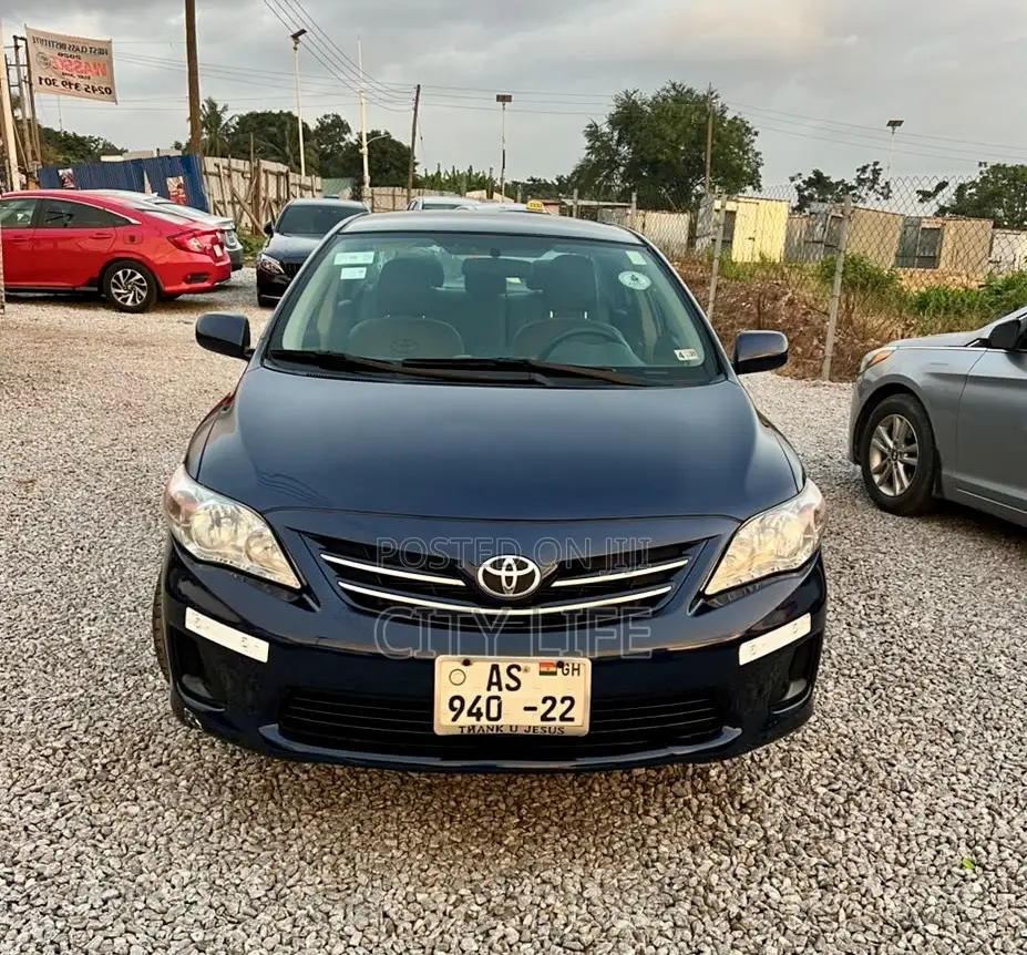Toyota Corolla 2013 Blue