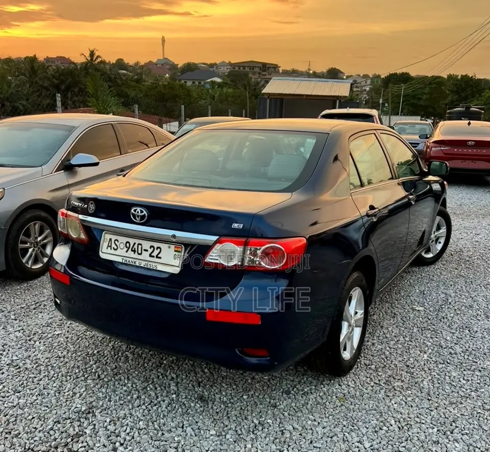 Toyota Corolla 2013 Blue