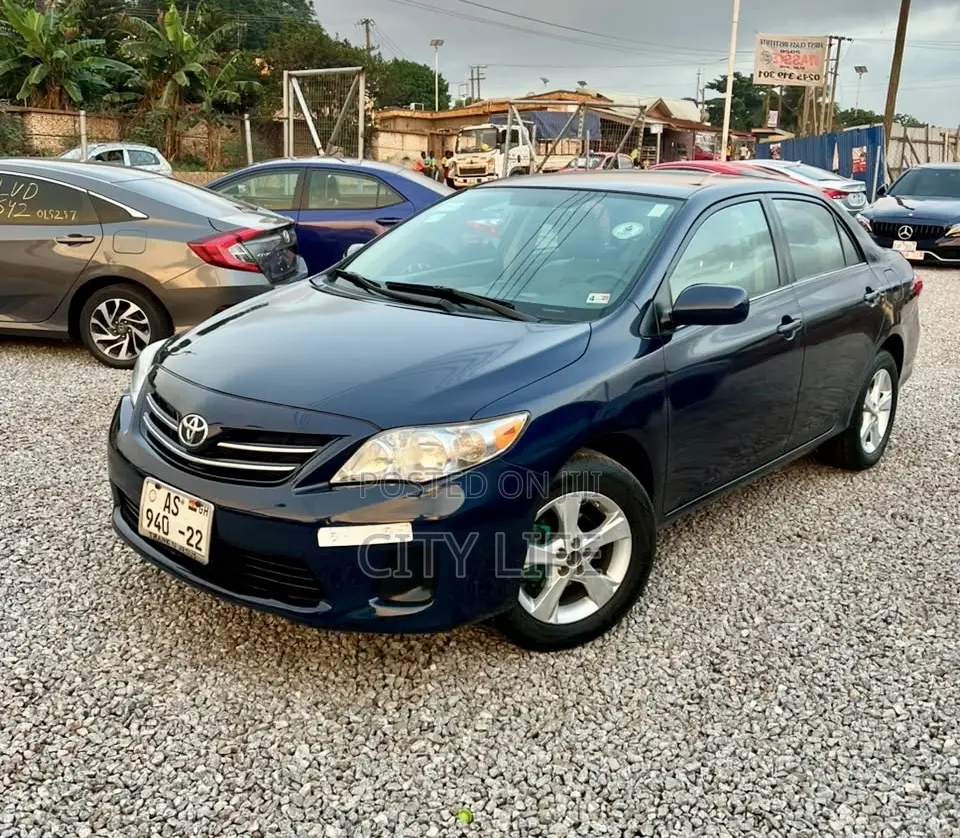 Toyota Corolla 2013 Blue