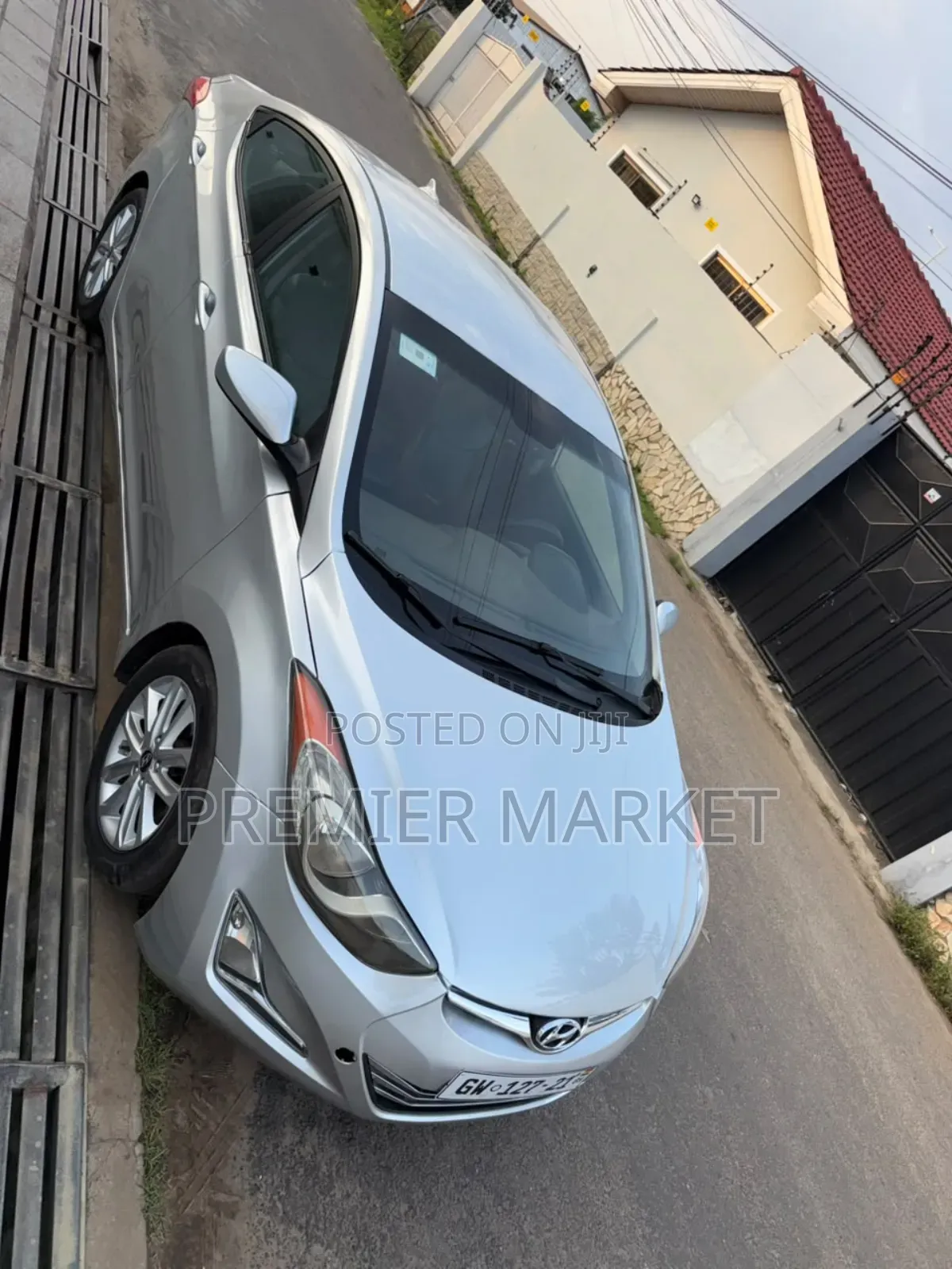 Hyundai Elantra Limited 4dr Sedan (1.8L 4cyl 6A) 2015 Silver