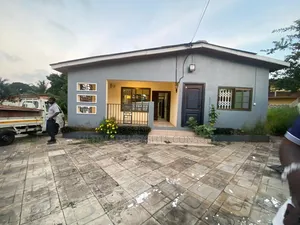 3bdrm House in Awudome, North Kaneshie for rent