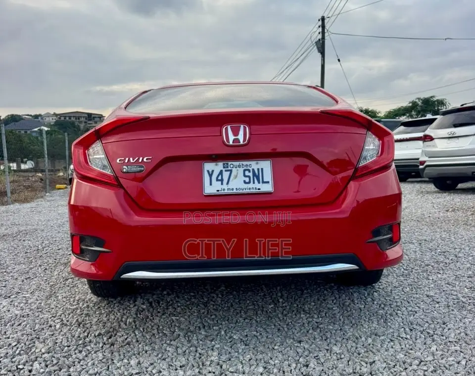 Honda Civic 2018 Red
