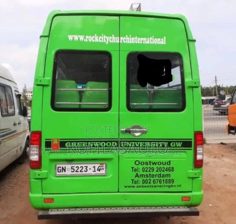 Mercedes-Benz Sprinter 2009 Green