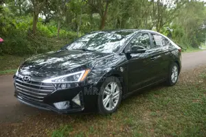 Hyundai Elantra 2018 Black