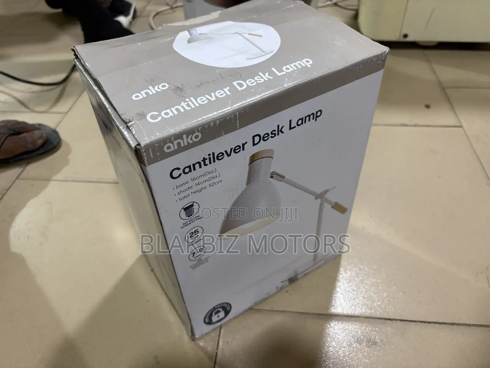 Anko Cantilever Desk Lamp