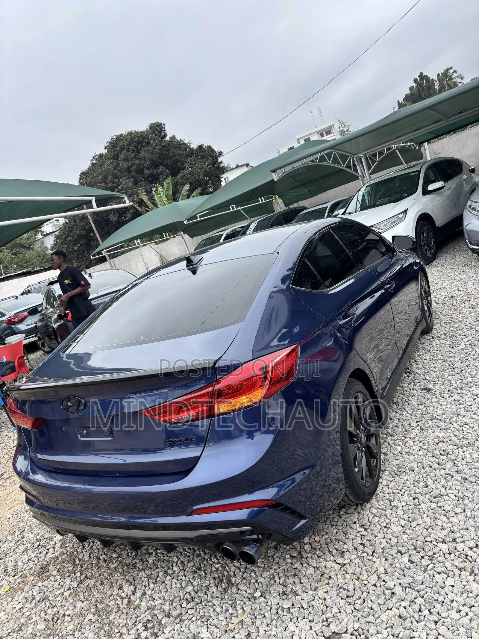 Hyundai Elantra Sport Sedan FWD (1.6L 4cyl 6M) 2017 Blue