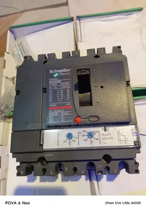 Schneider McCb Breaker 250A