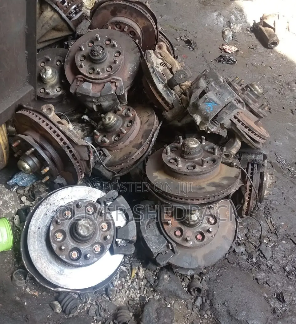 Toyota Hiace Front Hub