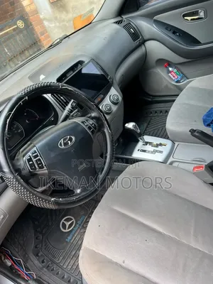 Hyundai Elantra 2010 Gray