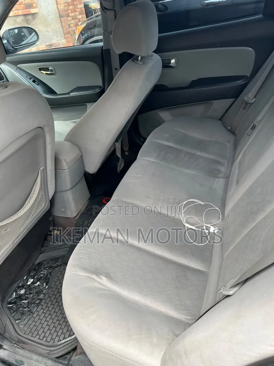 Hyundai Elantra 2010 Gray