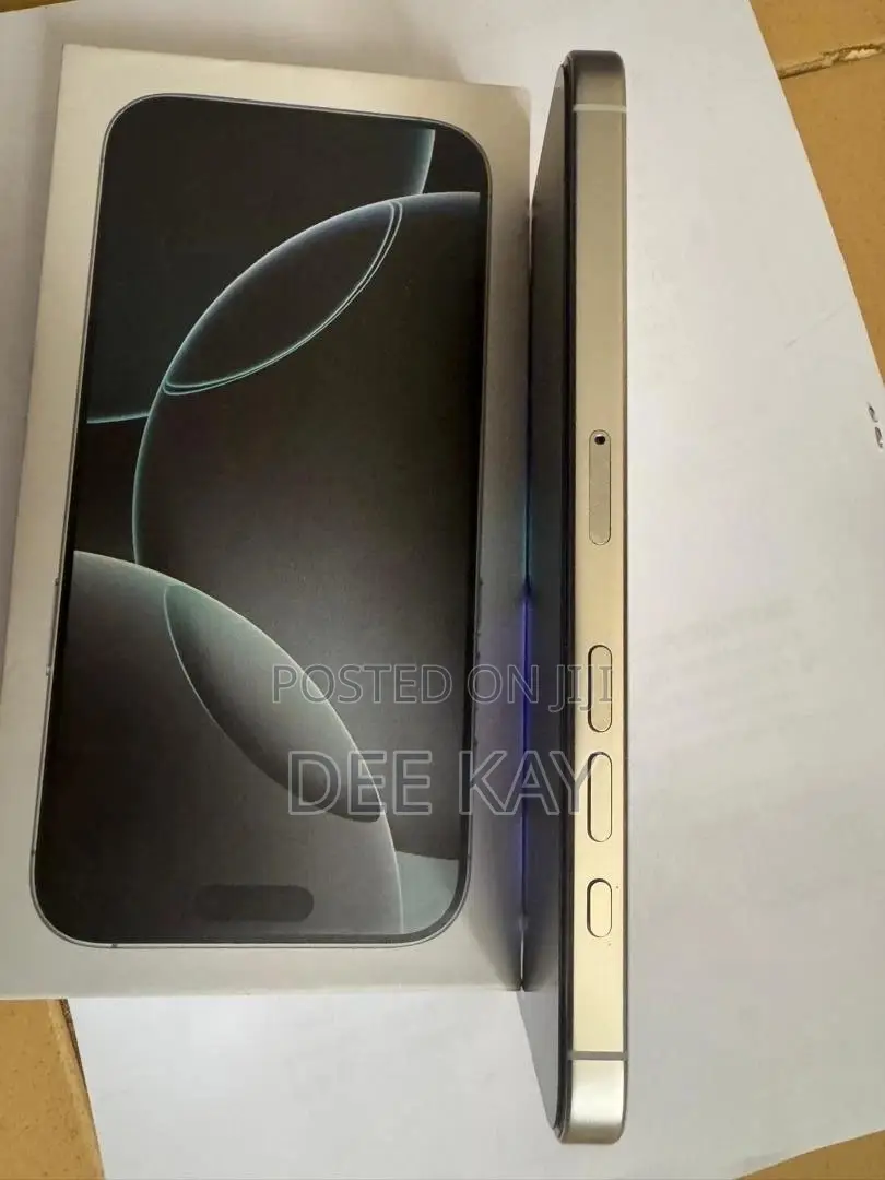 New Apple iPhone 16 Pro Max 512 GB Silver