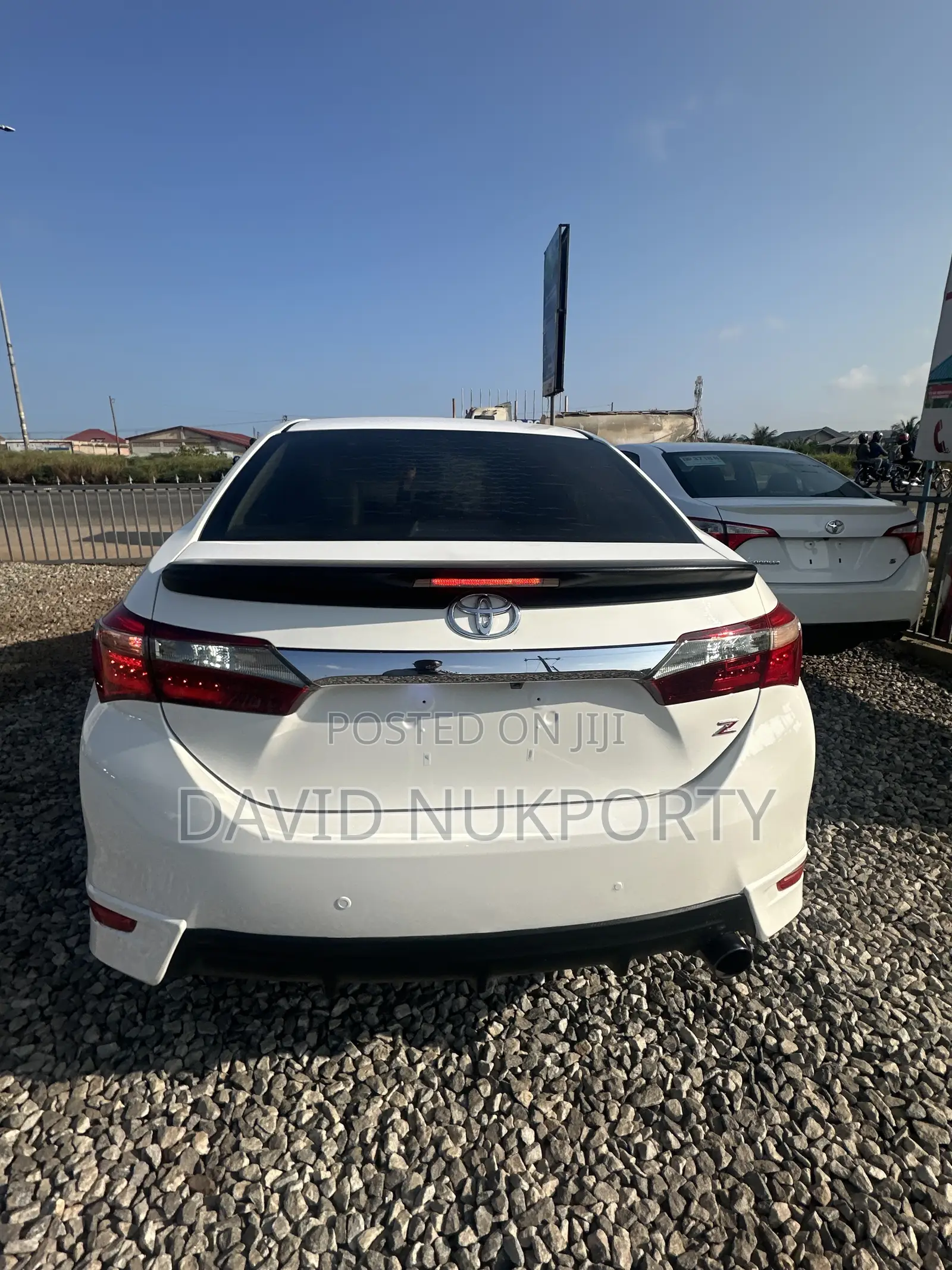 Toyota Corolla 2016 White