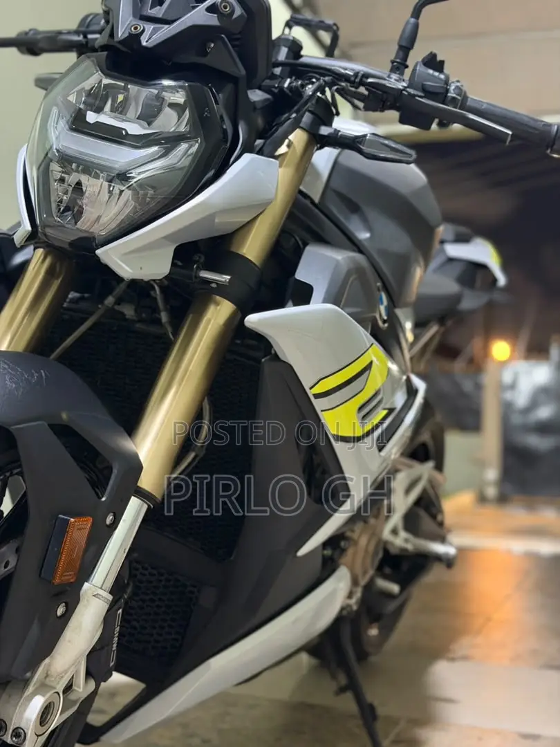 BMW S 1000 R 2022 Gray