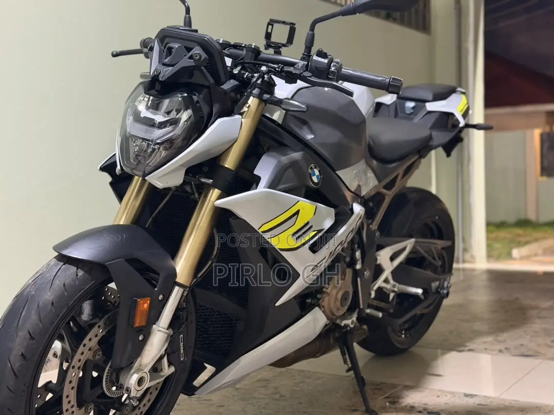 BMW S 1000 R 2022 Gray