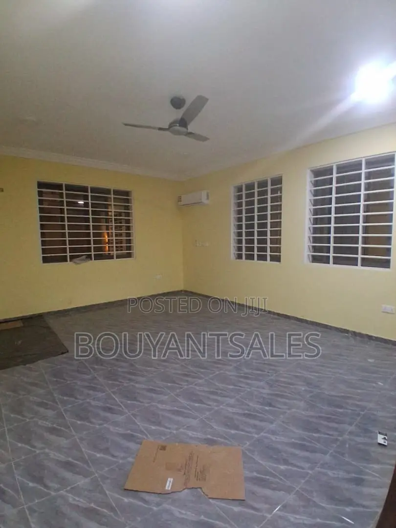2bdrm Apartment in Boi, Abokobi for rent