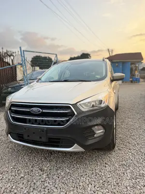 Ford Escape 2018 Beige