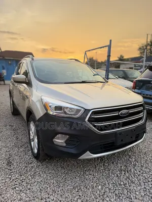 Ford Escape 2018 Beige