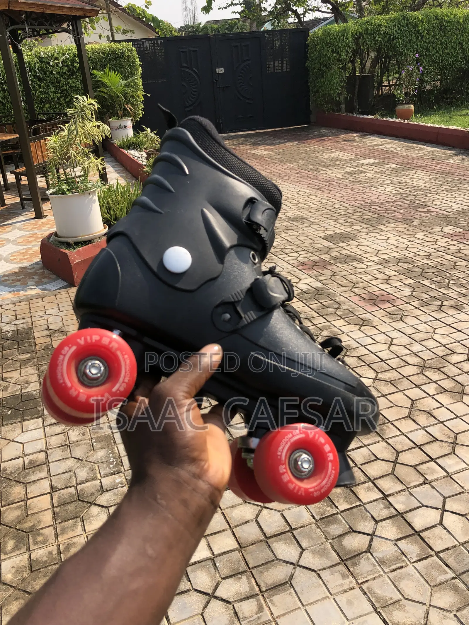 Quad Skate