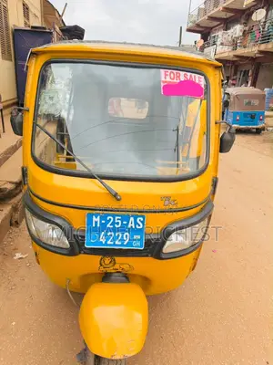 TVS King Deluxe Plus iTouch Start 2025 Yellow
