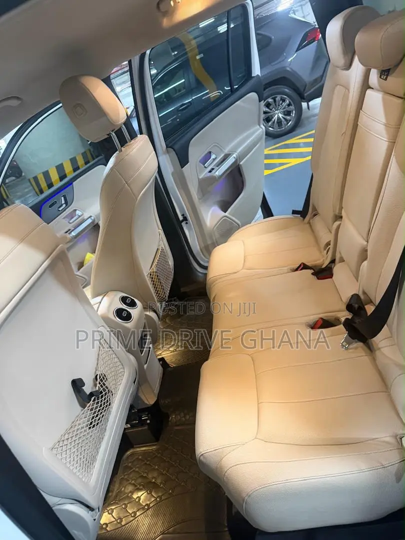 Mercedes-Benz GLB-Class GLB 250 4MATIC 2021 White