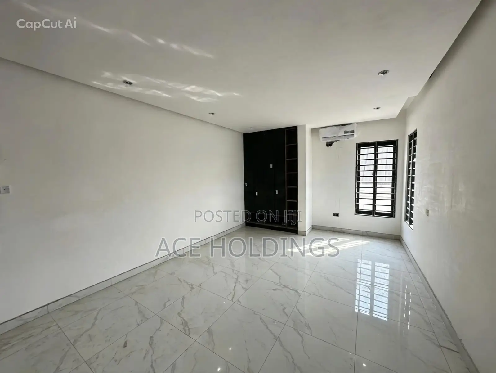 4bdrm House in Lakeside for sale