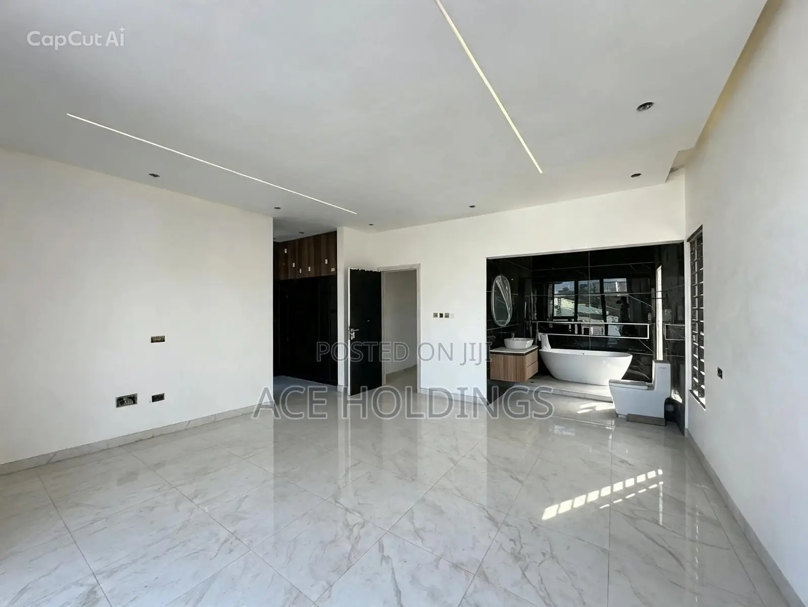 4bdrm House in Lakeside for sale