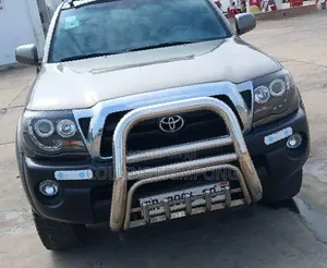 Toyota Tacoma 2010 Black