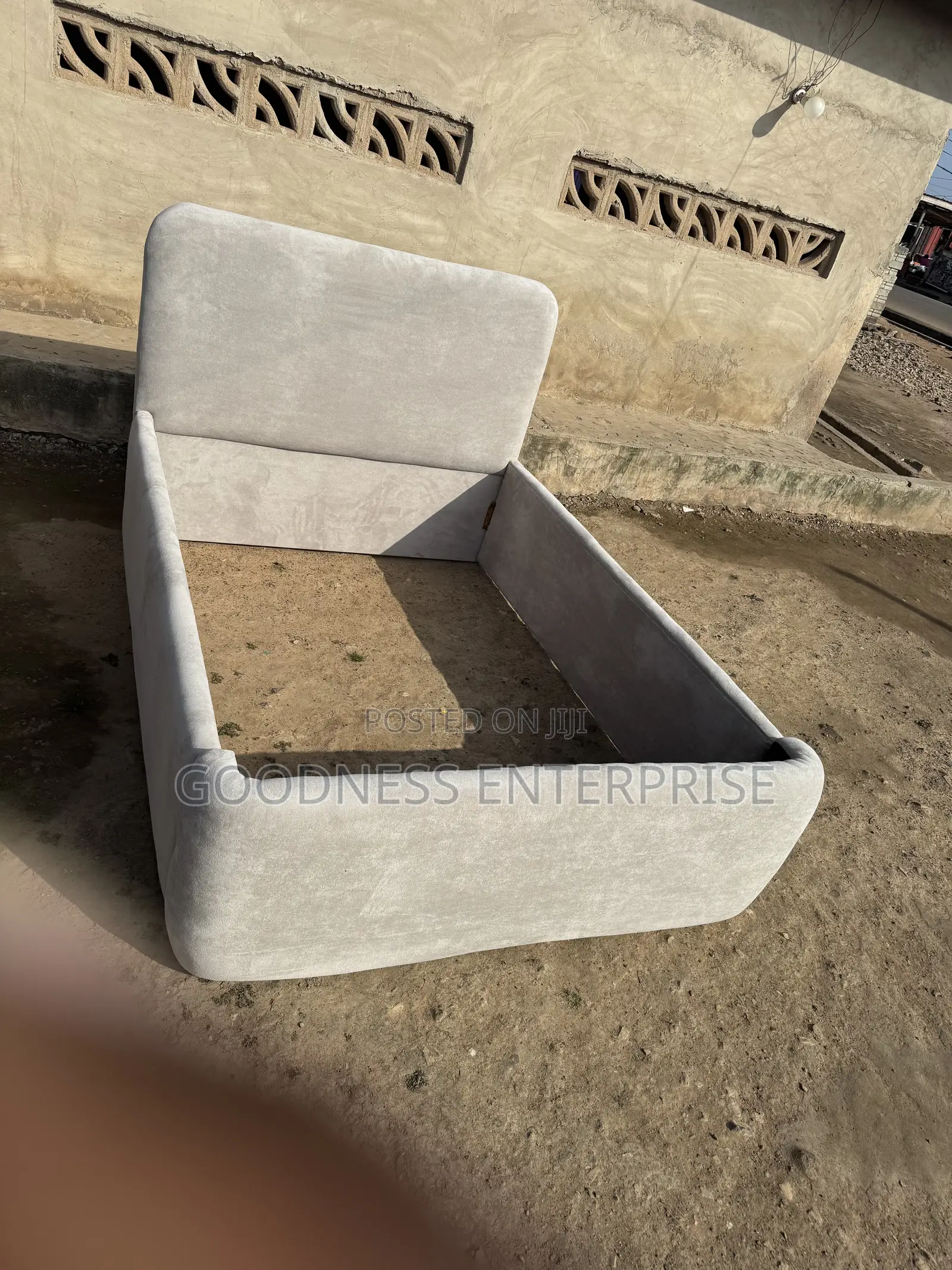 60/80 Luxurious Bed Frame