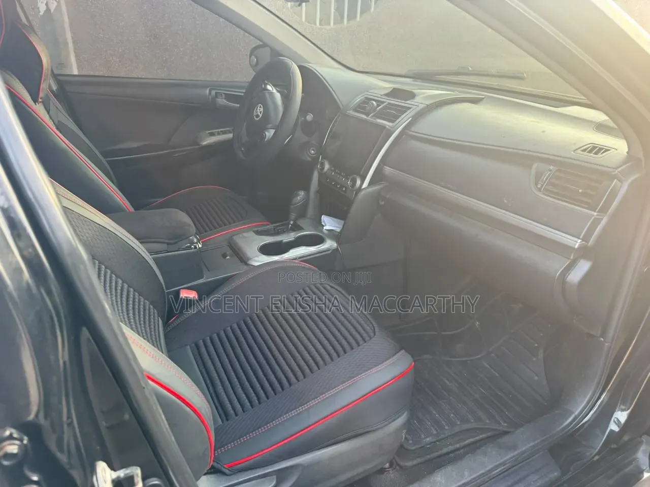 Toyota Camry SE 4dr Sedan (2.5L 4cyl 6A) 2013 Black