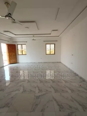 4bdrm House in Kb Properties, Baatsona Total for sale