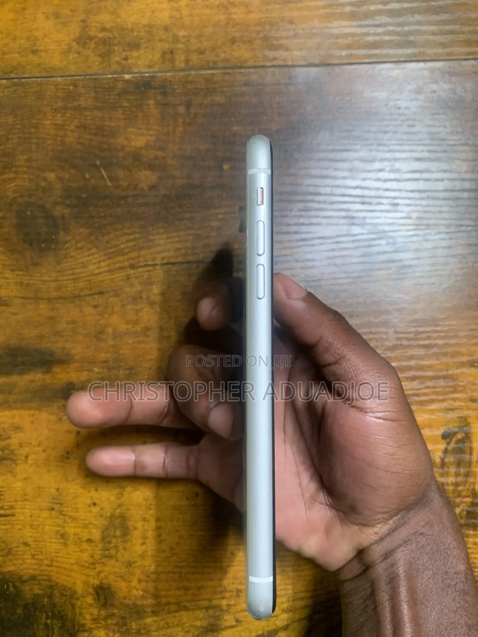 Apple iPhone XR 64 GB White