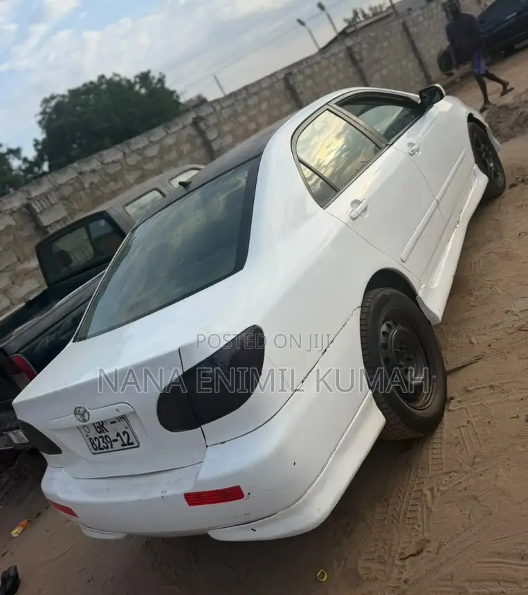 Toyota Corolla 2009 White