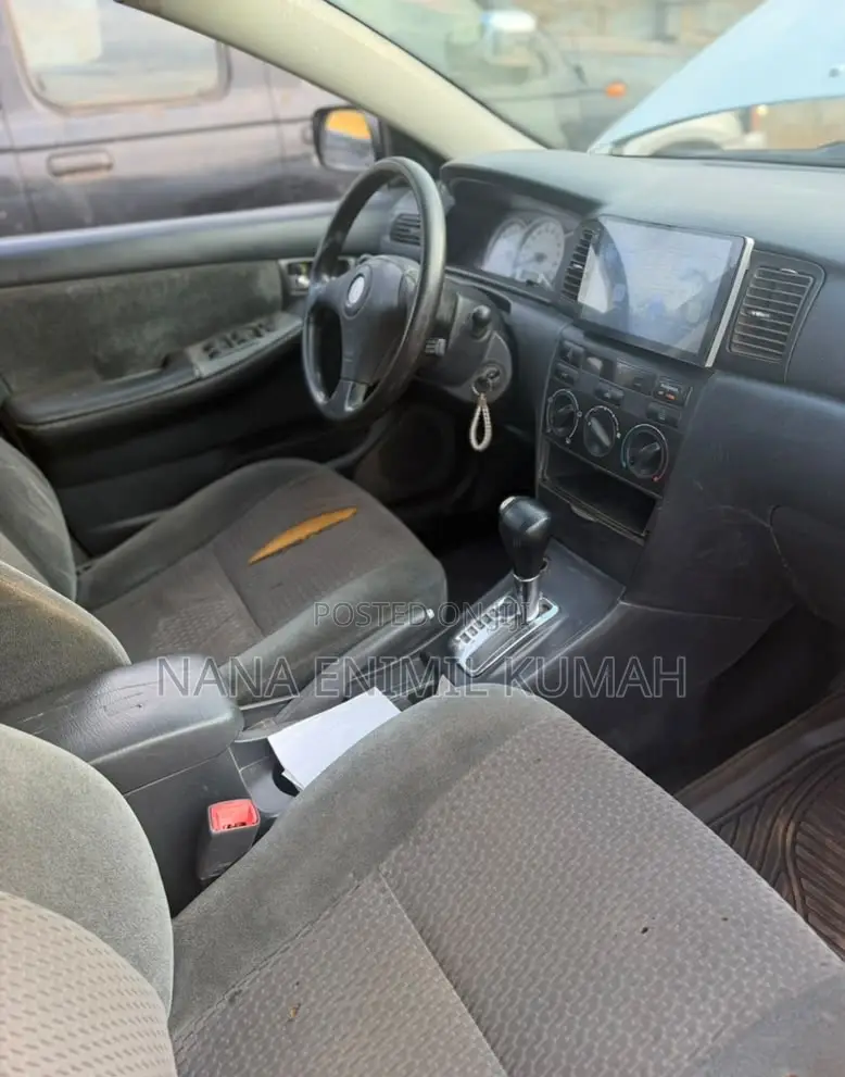 Toyota Corolla 2009 White