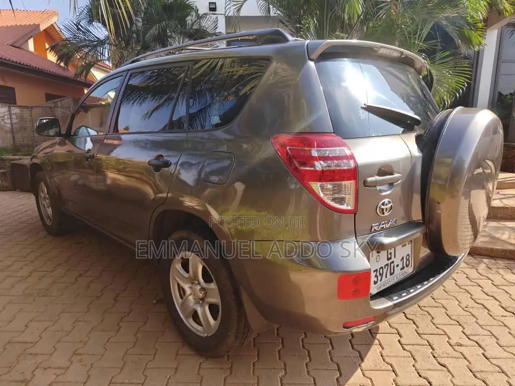 Toyota RAV4 2012 Brown